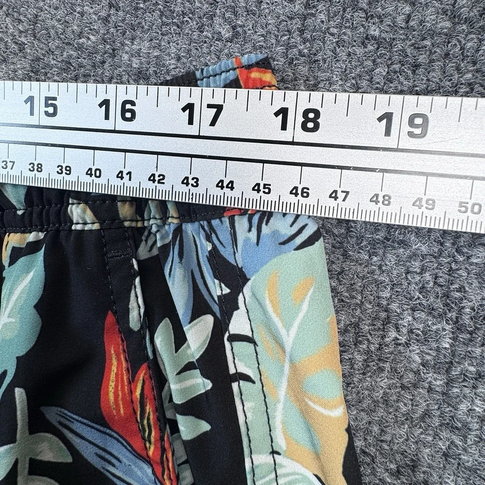 J. Crew Flex Men's XL Swim Trunks /Board Shorts Tropical Floral Mesh Lined